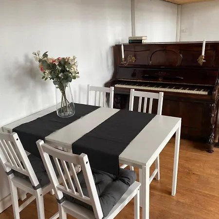 Modernes City-apartment In - Beuys Krefeld